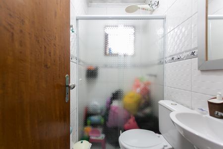 Casa à venda com 75m², 2 quartos e 2 vagas Casa à venda com 75m², 2 quartos e 2 vagasBanheiro da Suíte 2