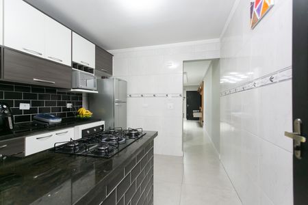 Casa à venda com 75m², 2 quartos e 2 vagas Casa à venda com 75m², 2 quartos e 2 vagasCozinha