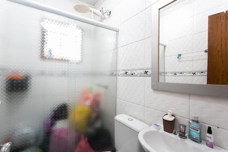 Casa à venda com 75m², 2 quartos e 2 vagas Casa à venda com 75m², 2 quartos e 2 vagasBanheiro da Suíte 2