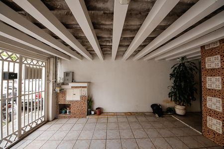 Casa à venda com 160m², 4 quartos e 2 vagas