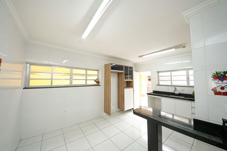 Casa à venda com 160m², 4 quartos e 2 vagas