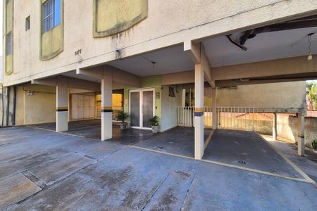 Apartamento à venda com 63m², 2 quartos e 1 vaga Apartamento à venda com 63m², 2 quartos e 1 vagaFachada do Bloco