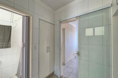 Apartamento à venda com 63m², 2 quartos e 1 vaga Apartamento à venda com 63m², 2 quartos e 1 vagaCozinha
