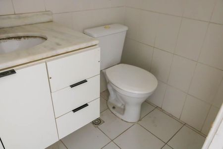 Apartamento à venda com 63m², 2 quartos e 1 vaga Apartamento à venda com 63m², 2 quartos e 1 vagaBanheiro Social