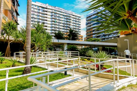 Apartamento à venda com 63m², 2 quartos e 1 vaga Apartamento à venda com 63m², 2 quartos e 1 vagaEntrada