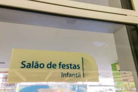 Apartamento à venda com 63m², 2 quartos e 1 vaga Apartamento à venda com 63m², 2 quartos e 1 vagaÁrea comum - Salão de festas