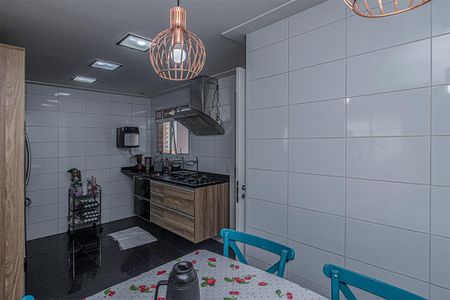 Apartamento à venda com 136m², 3 quartos e 2 vagascozinha_1