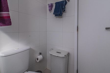 Apartamento à venda com 136m², 3 quartos e 2 vagasbanheiro na suíte 3_5