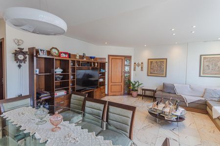 Apartamento à venda com 160m², 4 quartos e 3 vagasSala