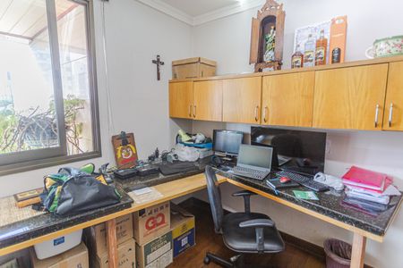 Apartamento à venda com 160m², 4 quartos e 3 vagasQuarto 4