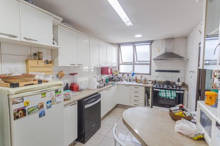Apartamento à venda com 160m², 4 quartos e 3 vagasCozinha