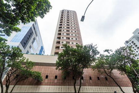 Apartamento à venda com 160m², 4 quartos e 3 vagasFachada