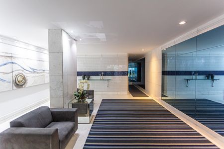 Apartamento à venda com 160m², 4 quartos e 3 vagasHall de entrada