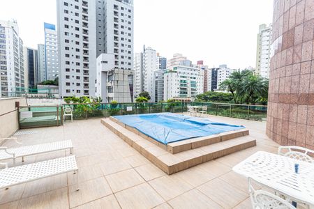 Apartamento à venda com 160m², 4 quartos e 3 vagasÁrea Comum - Piscina