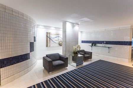 Apartamento à venda com 160m², 4 quartos e 3 vagasHall de entrada