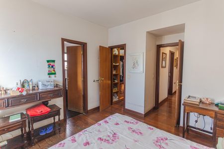 Apartamento à venda com 160m², 4 quartos e 3 vagasSuíte 1