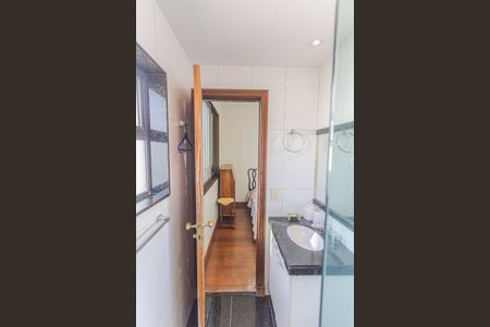 Apartamento à venda com 160m², 4 quartos e 3 vagasBanheiro da Suíte 2