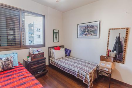 Apartamento à venda com 160m², 4 quartos e 3 vagasSuíte 3