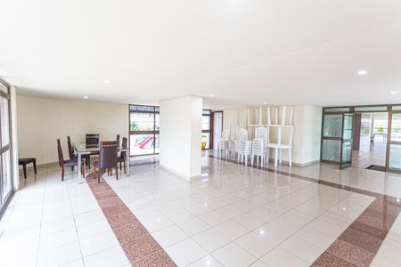 Apartamento à venda com 160m², 4 quartos e 3 vagasÁrea comum - Salão de festas