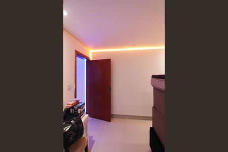 Casa à venda com 450m², 4 quartos e 2 vagasQuarto 2