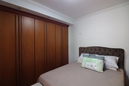 Casa à venda com 450m², 4 quartos e 2 vagasQuarto 4