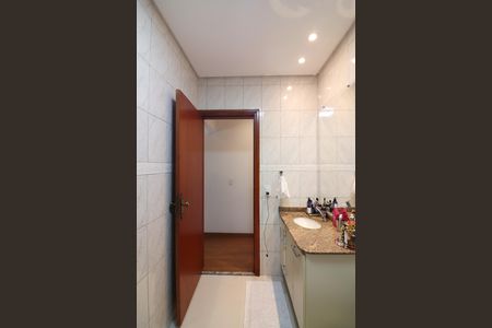 Casa à venda com 450m², 4 quartos e 2 vagasBanheiro Social