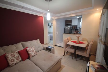 Sala de apartamento à venda com 2 quartos, 50m² em Industrial, Contagem