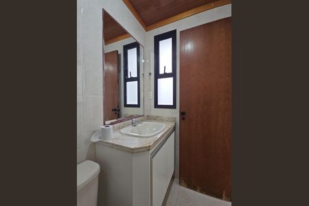 Apartamento para alugar com 112m², 3 quartos e 2 vagas Apartamento para alugar com 112m², 3 quartos e 2 vagasBanheiro da Suíte