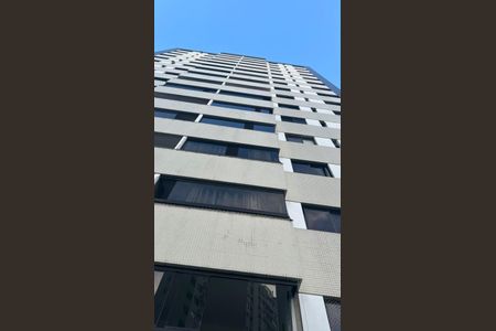 Apartamento para alugar com 112m², 3 quartos e 2 vagas Apartamento para alugar com 112m², 3 quartos e 2 vagasFachada