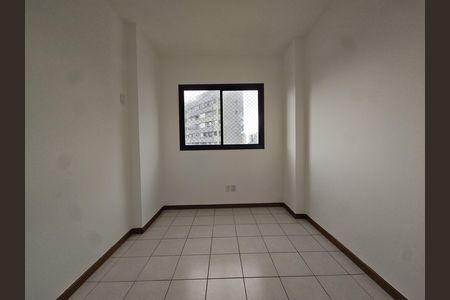 Apartamento para alugar com 112m², 3 quartos e 2 vagas Apartamento para alugar com 112m², 3 quartos e 2 vagasQuarto