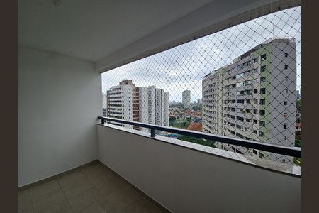 Apartamento para alugar com 112m², 3 quartos e 2 vagas Apartamento para alugar com 112m², 3 quartos e 2 vagasVaranda