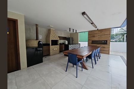 Apartamento para alugar com 112m², 3 quartos e 2 vagas Apartamento para alugar com 112m², 3 quartos e 2 vagasÁrea comum - Churrasqueira