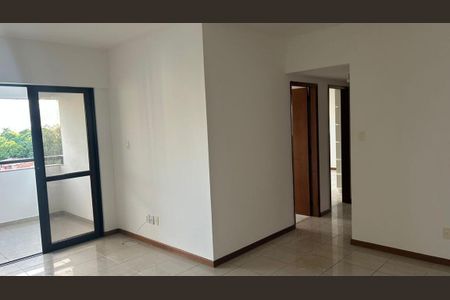 Sala de apartamento para alugar com 3 quartos, 112m² em Candeal, Salvador