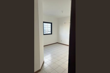 Apartamento para alugar com 112m², 3 quartos e 2 vagas Apartamento para alugar com 112m², 3 quartos e 2 vagasQuarto