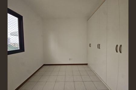Quarto 2 de apartamento para alugar com 3 quartos, 112m² em Candeal, Salvador