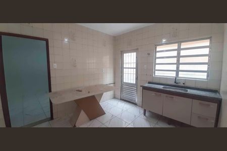 Casa para alugar com 125m², 2 quartos e 1 vaga Casa para alugar com 125m², 2 quartos e 1 vagaCozinha