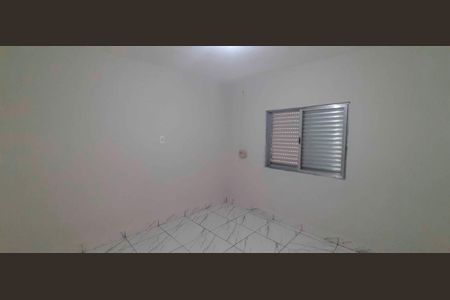 Quarto 2 de casa para alugar com 2 quartos, 125m² em Rio Pequeno, São Paulo