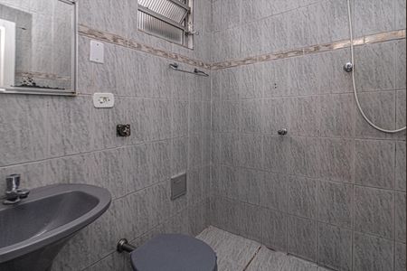Casa para alugar com 60m², 1 quarto e 1 vaga Casa para alugar com 60m², 1 quarto e 1 vagabanheiro social_2