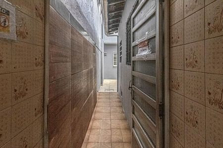 Casa para alugar com 60m², 1 quarto e 1 vaga Casa para alugar com 60m², 1 quarto e 1 vagacorredor lateral_2