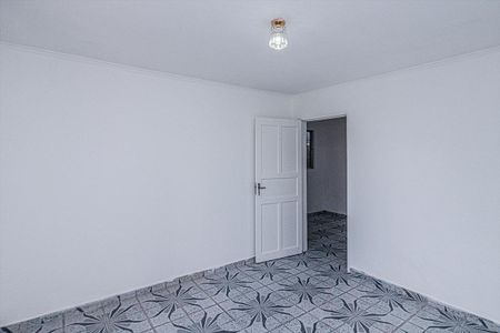 quarto_4 de casa para alugar com 1 quarto, 60m² em Vila Brasilina, São Paulo