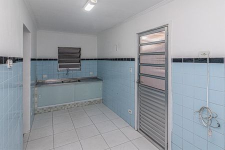 cozinha_1 de casa para alugar com 1 quarto, 60m² em Vila Brasilina, São Paulo