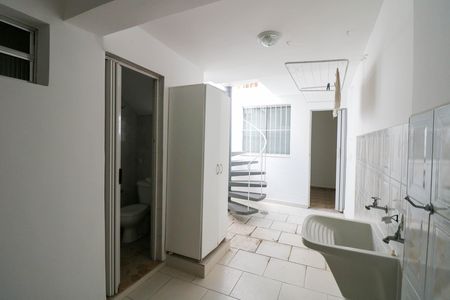 Casa à venda com 2 quartos, 180m² em Campo Belo, São Paulo