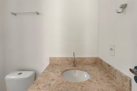 Apartamento à venda com 45m², 2 quartos e 1 vaga Apartamento à venda com 45m², 2 quartos e 1 vagaBanheiro