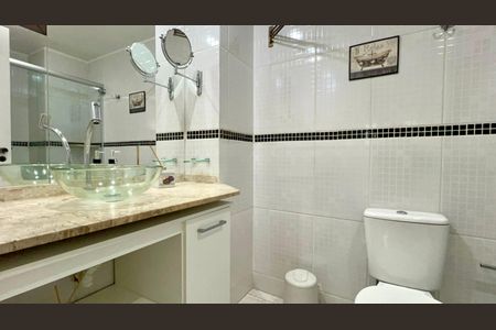 Apartamento para alugar com 45m², 1 quarto e 1 vaga Apartamento para alugar com 45m², 1 quarto e 1 vagaBanheiro da Suíte