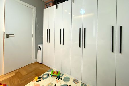 Apartamento à venda com 112m², 3 quartos e 2 vagas Apartamento à venda com 112m², 3 quartos e 2 vagasQuarto 3