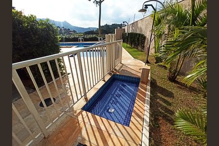 Apartamento à venda com 41m², 2 quartos e 1 vaga Apartamento à venda com 41m², 2 quartos e 1 vagaPiscina