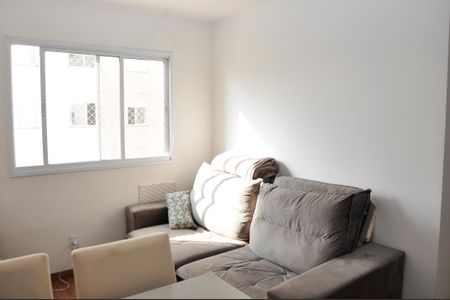 Apartamento à venda com 41m², 2 quartos e 1 vaga Apartamento à venda com 41m², 2 quartos e 1 vagaDetalhe - Sala e Sala de Jantar