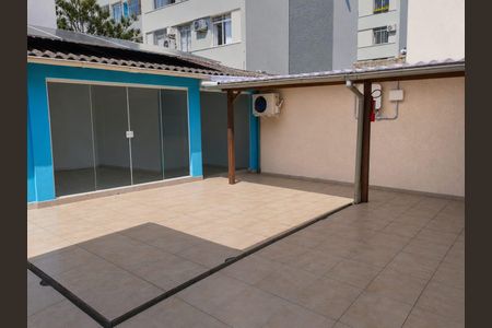 Casa para alugar com 2 quartos, 220m² em Trindade, Florianópolis