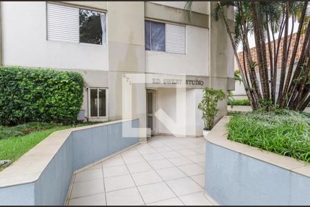 Studio à venda com 31m², 1 quarto e 1 vaga Studio à venda com 31m², 1 quarto e 1 vagaFachada