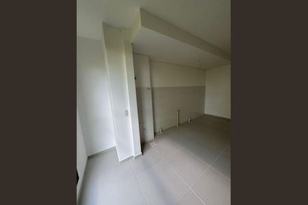 Sala / Cozinha  de apartamento para alugar com 2 quartos, 56m² em Serraria, São José